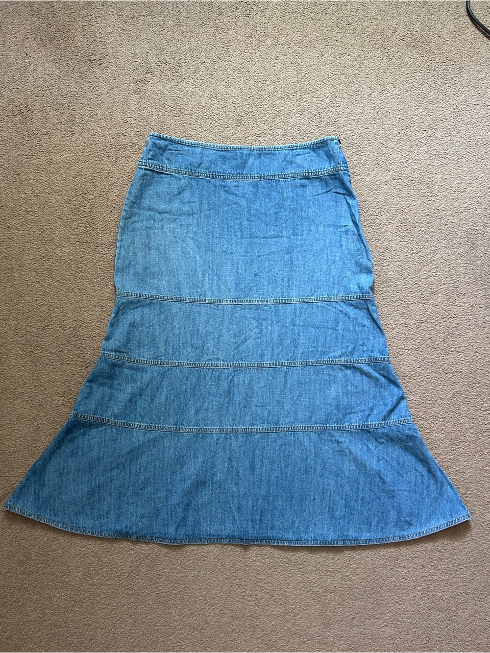 New Creation Apparel Denim Tiered Ladies Skirt Sz Med 31” Long Med Blue